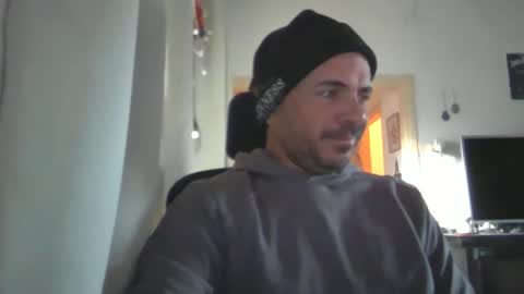 Ariel online show from January 27, 5:47 am