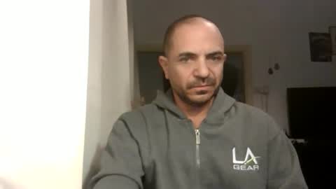 Ariel online show from February 14, 5:54 am