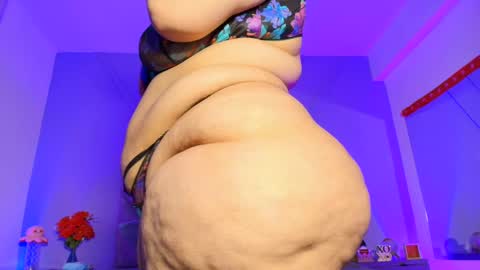  Emma  online show from March 9, 7:45 am