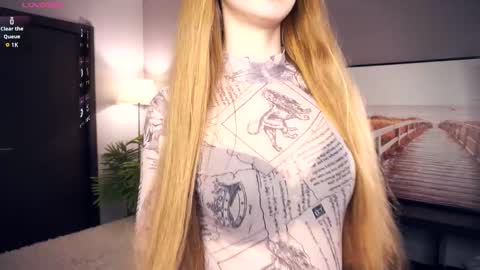 Snapshot of emmalaflame chatting on October 8, 8:26 pm Emma day Wendy night online show from October 8, 8:26 pm