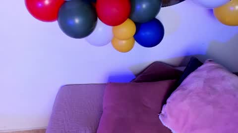Emma online show from July 13, 1:04 pm
