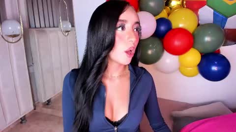 Emma online show from June 25, 8:25 pm