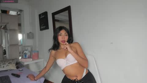 Emma online show from March 1, 6:17 am