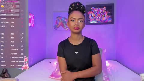 Emma online show from October 16, 5:45 pm