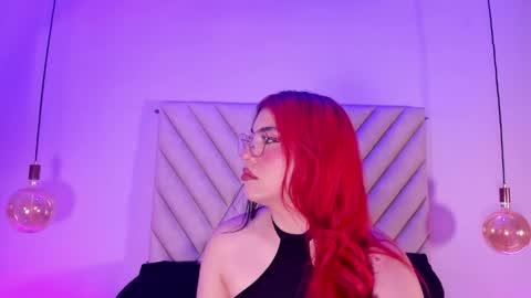 Emma online show from March 30, 1:06 am