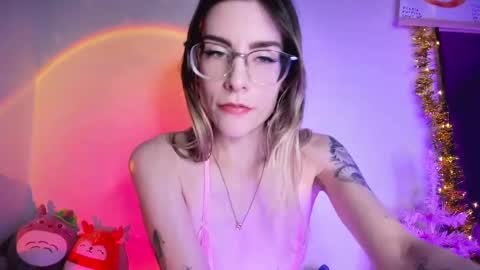 RH-NEGATIVE GREEN-EYED BAELIEN online show from February 25, 10:15 am