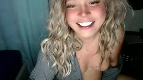 YourDreamGirl Emma  online show from December 1, 2:31 am