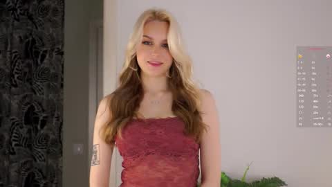 Aurora online show from October 10, 8:09 am