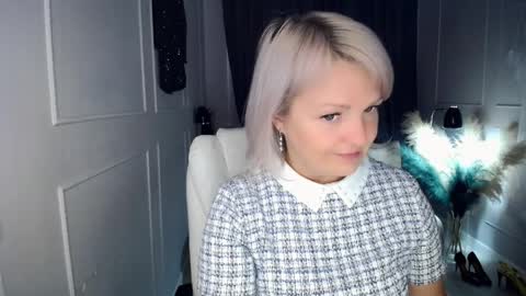 emmmam online show from April 7, 6:15 am