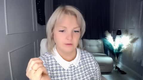 emmmam online show from September 13, 2:30 pm