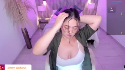 Emmy Walker online show from October 14, 11:02 am