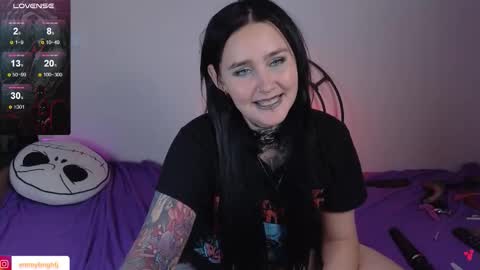 Snapshot of emmybrightj_ chatting on October 14, 8:39 am Emmy Bright     50  online show from October 14, 8:39 am