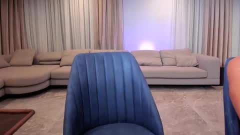 Emmy  Krist online show from September 14, 11:33 am