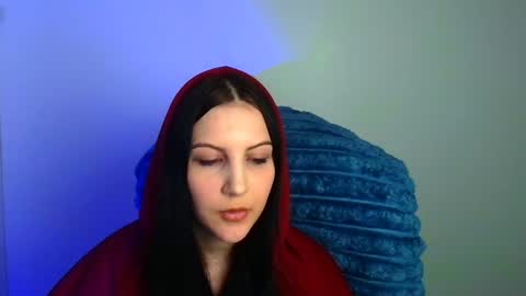 Emma online show from May 11, 4:04 pm