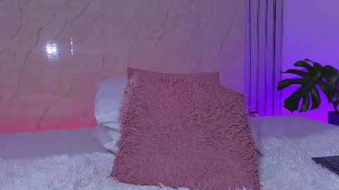 Emy online show from August 4, 3:13 am