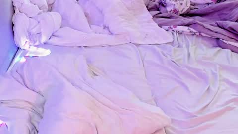 Emy online show from March 2, 12:11 pm