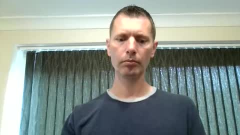 EnglishGuy183 online show from May 8, 9:04 am
