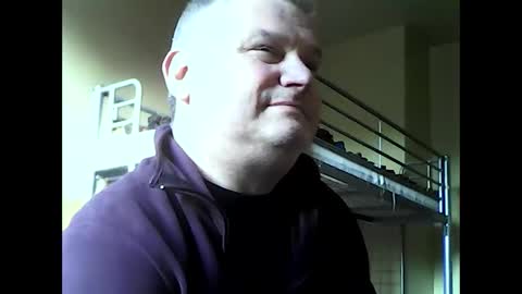 englishguysurrey online show from February 22, 2:09 pm