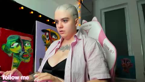 enigmastella online show from December 18, 11:05 am