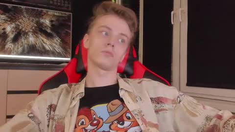 Enker online show from March 10, 5:06 pm