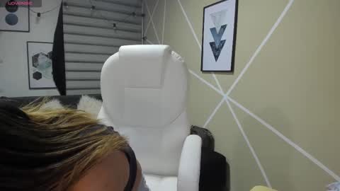 Enma clark online show from October 3, 4:10 am