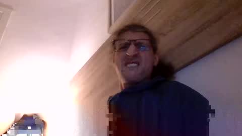 rineking online show from February 26, 7:10 pm