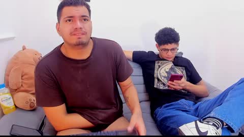 enrique online show from February 15, 1:05 pm