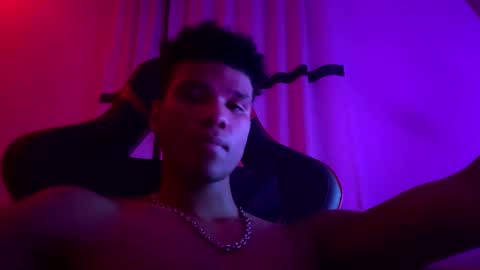 enzo97kat online show from December 25, 5:58 pm