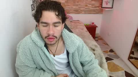 Enzo online show from April 2, 12:12 pm