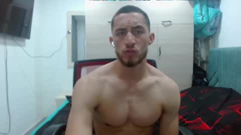 enzo_savage online show from September 18, 7:07 pm
