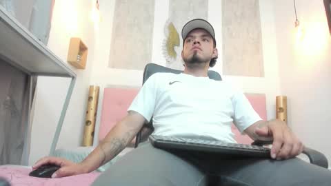    online show from January 7, 6:51 am