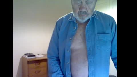 erasmus_d online show from January 14, 6:27 pm