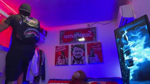Tht BOSS Eren online show from May 23, 9:44 pm