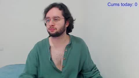 Snapshot of eren_jaeger2000 chatting on October 21, 1:22 am Eren online show from October 21, 1:22 am
