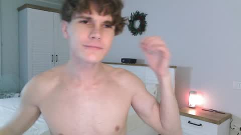 Eric Crush online show from December 25, 4:12 am