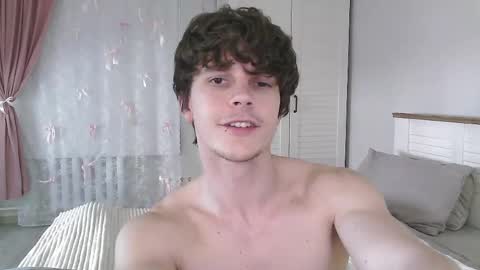 Eric Crush online show from May 21, 4:41 am