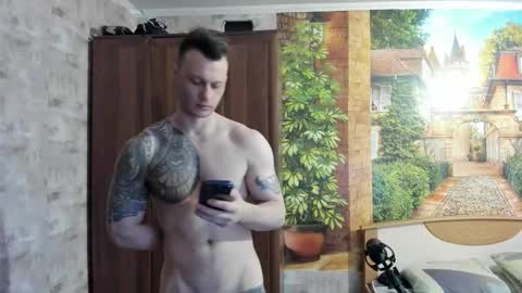 Eric online show from December 14, 1:01 am