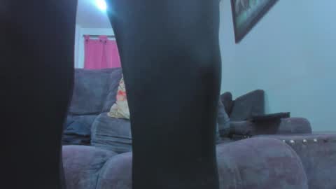 eric_twink18 online show from November 23, 4:43 am