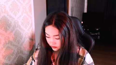 Erica Wayne online show from December 23, 5:13 am