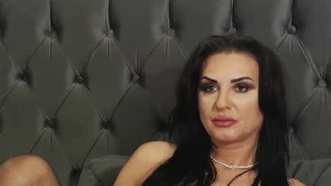 Erica online show from February 7, 7:59 pm