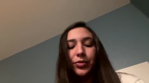 ErickaVee online show from December 9, 6:45 am