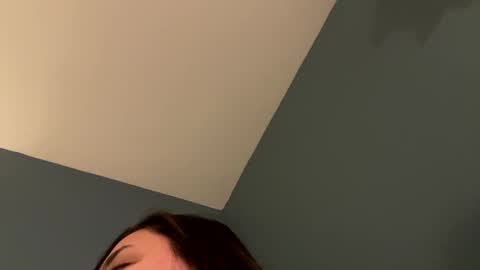 ErickaVee online show from December 11, 10:47 am