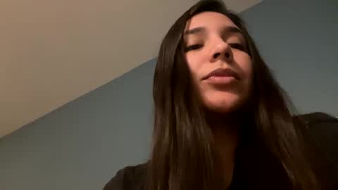 ErickaVee online show from December 10, 9:23 am