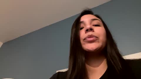 ErickaVee online show from December 3, 7:16 am