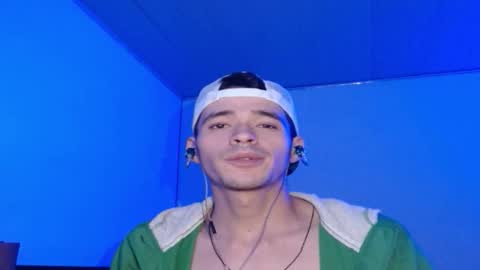 erikk 565 online show from January 10, 7:14 am