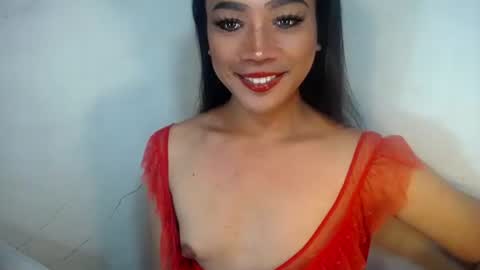 Snapshot of erika_madrigal chatting on September 27, 11:02 pm erika_madrigal online show from September 27, 11:02 pm
