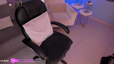 Erika Benz online show from February 19, 12:37 pm