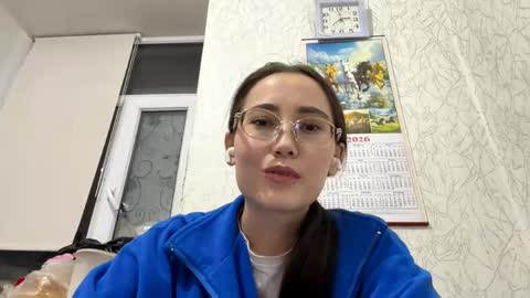 Luna online show from June 2, 9:39 pm