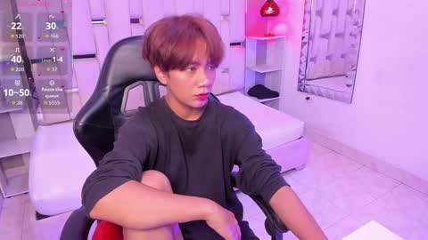 Eriol online show from November 4, 11:55 am