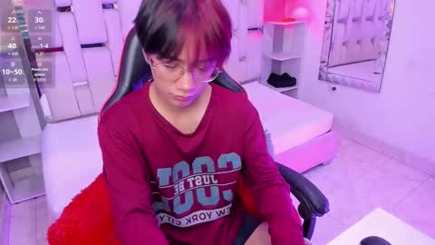 Eriol online show from November 2, 11:43 am